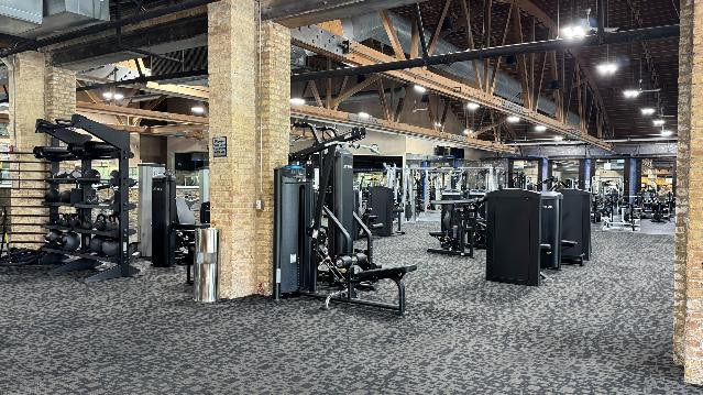 Image 1 from Sport Express Portage Park partner gallery