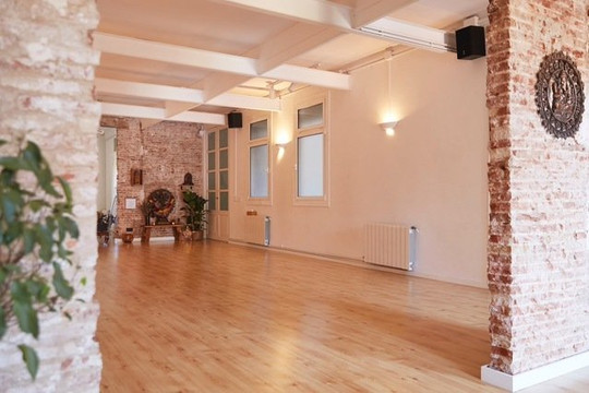 Imagen 1 de la galería del partner Yoga Studio Barcelona