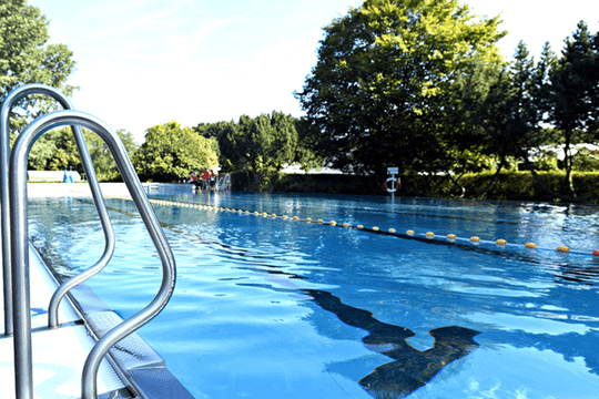 Bild 2 von Sommerbad Staaken West Partnergalerie