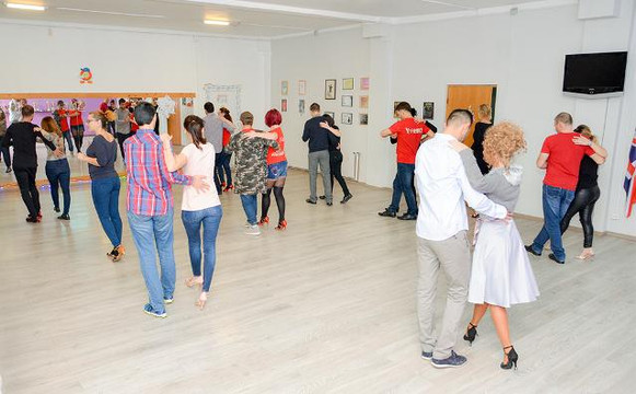 Imaginea 2 din FitDance galeria partenerului