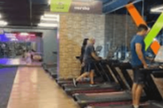 Imagem 3 da galeria do parceiro Evoque Academia - Guapituba