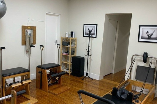Imagem 3 da galeria do parceiro REGIANE NAVARRO FISIOTERAPIA & PILATES