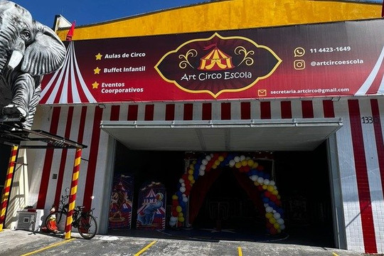 Imagem 2 da galeria do parceiro Art Circo Escola