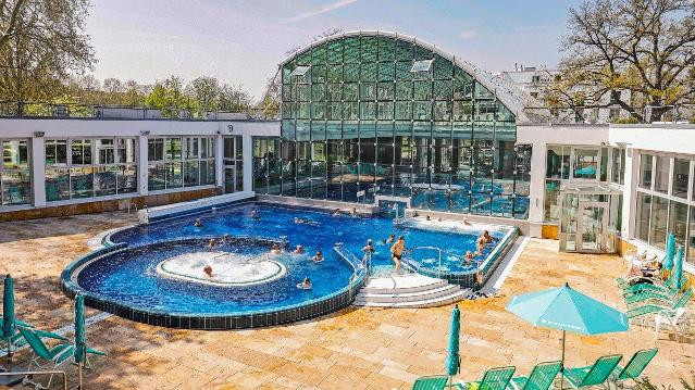 Bild 1 von SoleBad Cannstatt Partnergalerie