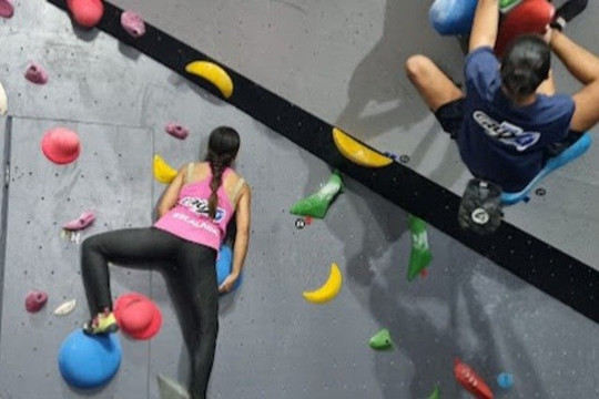 Imagem 3 da galeria do parceiro Via Crux Escalada