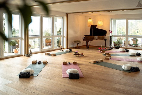Bild 1 von aurum loft yoga, meditation & massagen Partnergalerie