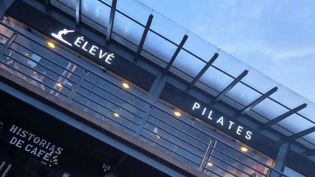 Imagen 2 de la galería del partner Élevé Pilates