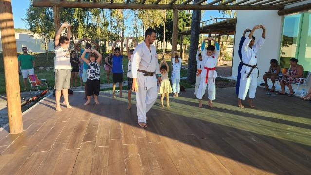 Imagem 1 da galeria do parceiro Associação de Karatê Okinawa