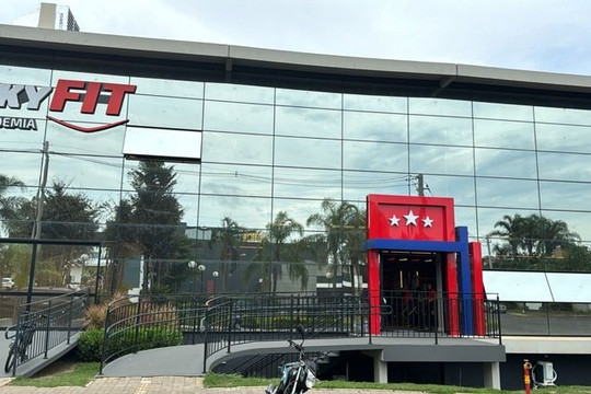 Imagem 2 da galeria do parceiro SkyFit Academia - Esmeraldas