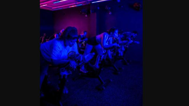 Image 3 from B42 Spin partner gallery