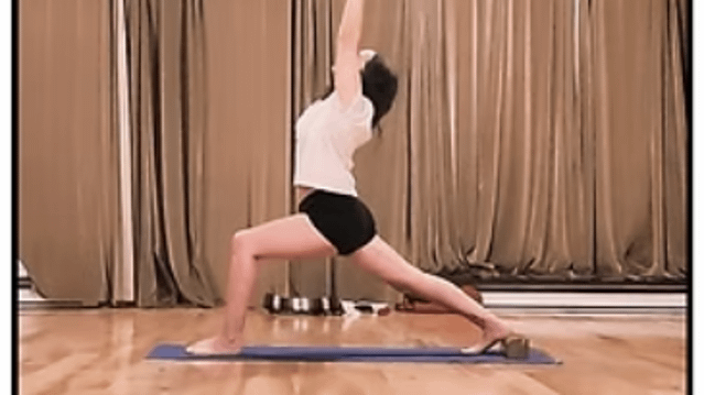 Image 2 from Yoga Iyengar/Espace Créé partner gallery