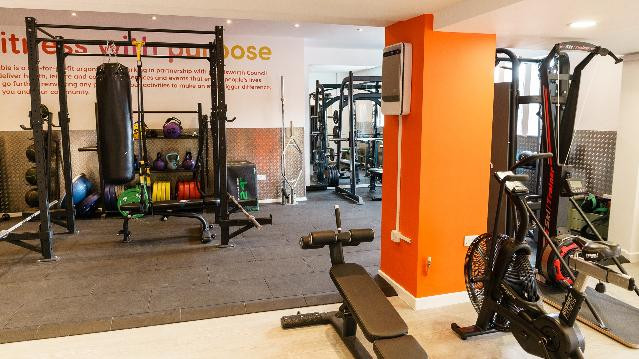 Image 1 from Barn Elms Sports Centre partner gallery