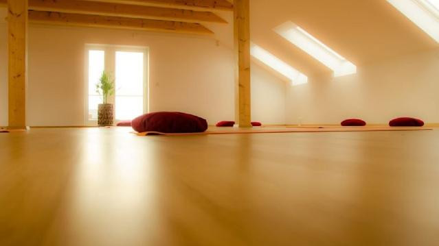 Bild 3 von Yogaraum | Cracauer66 Partnergalerie