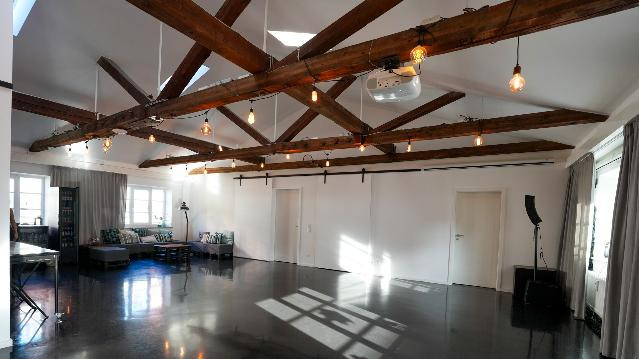 Bild 2 von POWER YOGA RnB Music @Dachwerk Loft Partnergalerie
