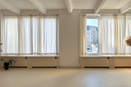 Bild 1 von Latifee Yoga Studio Berlin Partnergalerie