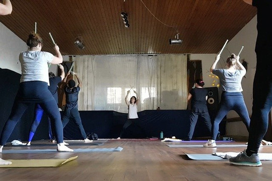 Bild 3 von Drum Fitness bei Calendula Zentrum für Kultur und Bewegung e.V. Partnergalerie