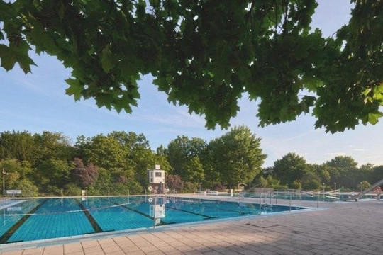 Bild 3 von Sommerbad Wuhlheide Partnergalerie