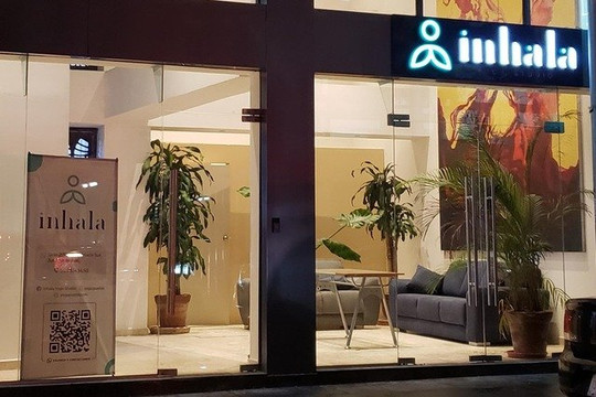 Imagen 2 de la galería del partner Inhala Yoga Studio