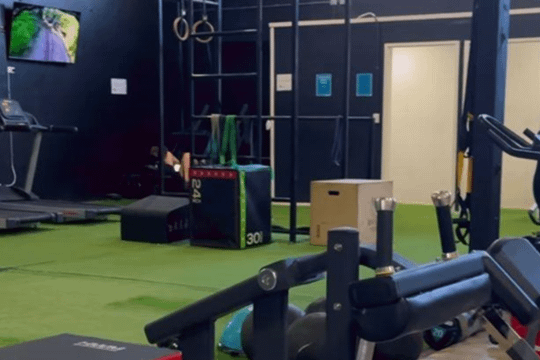 Imagen 3 de la galería del partner Gimnasio Isla Teja