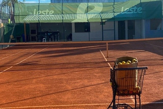 Imagem 3 da galeria do parceiro Léo Conrado Tennis Team