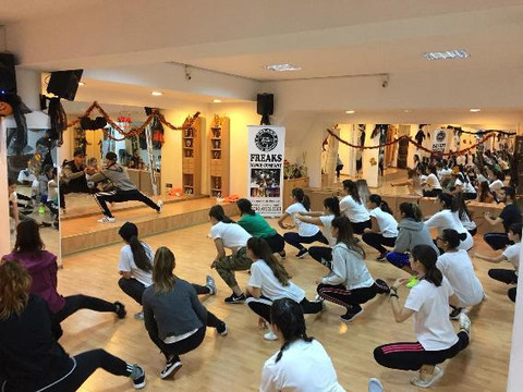 Imaginea 2 din Freaks Dance Company galeria partenerului