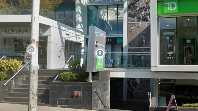 Image 2 de la galerie du partenaire YYOGA - Kitsilano