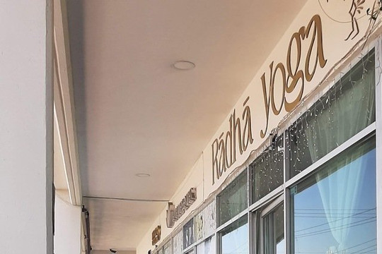 Imagen 2 de la galería del partner Radha Yoga Studio