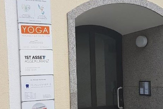 Bild 2 von Yogaschule München Partnergalerie