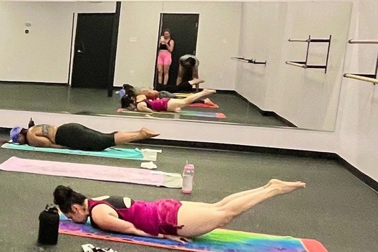 Image 3 from 105 Fever partner gallery