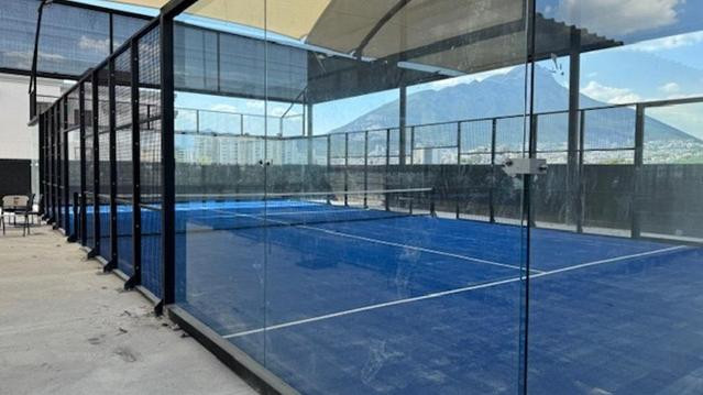 Imagen 1 de la galería del partner City Padel