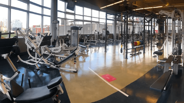 Image 1 de la galerie du partenaire Centre Sportif ETS