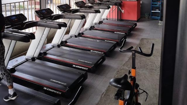 Imagem 2 da galeria do parceiro Academia Ômega Fitness