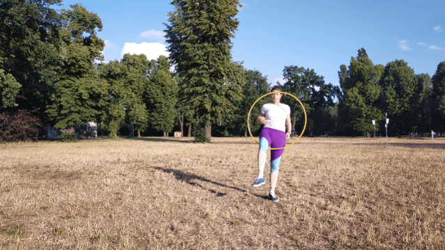 Bild 3 von Hula hoop Tricks & Flow @ Volkspark Friedrichshain Partnergalerie