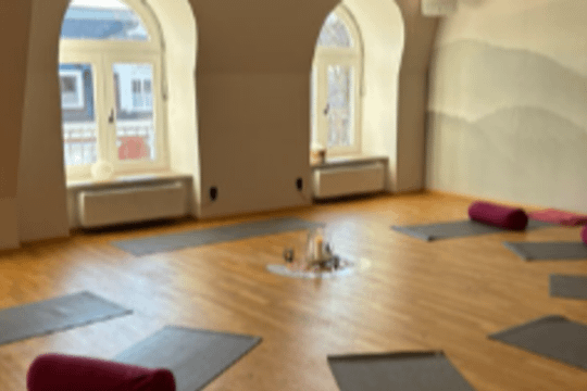 Bild 3 von Blankspace Yoga Partnergalerie