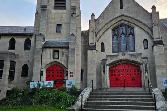 Image 3 from Yoga Parkside Foundation partner gallery