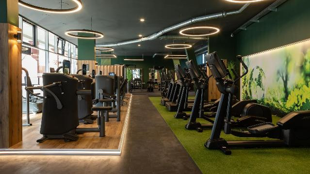 Bild 1 von NEXT DOOR 06 GmbH & Co KG Partnergalerie