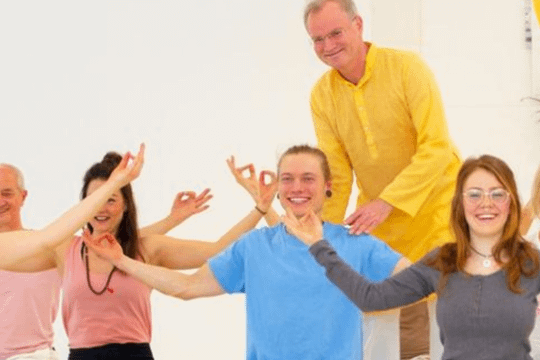 Bild 2 von Yoga Vidya Mainz Partnergalerie