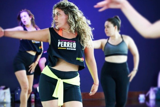 Imagen 2 de la galería del partner Dembow Workout Lomas