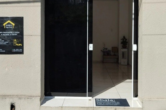 Imagem 2 da galeria do parceiro MoviMente Yoga Shala