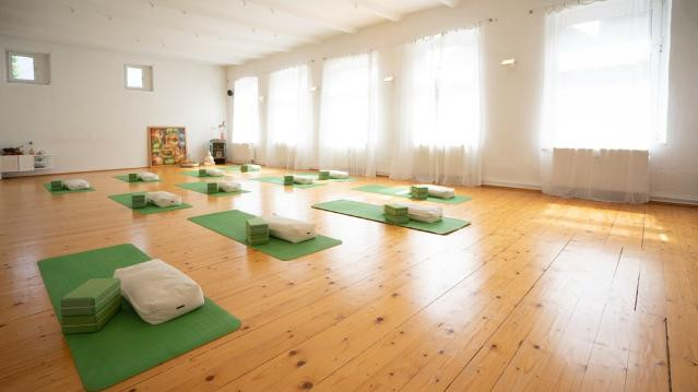 Bild 2 von Rundum Yoga Pempelfort Partnergalerie