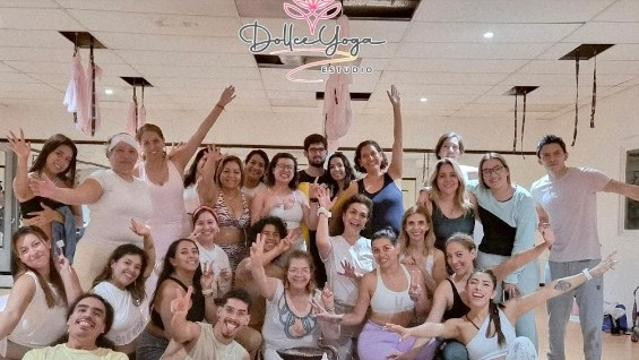 Imagen 2 de la galería del partner Dollce Yoga Studio - Plaza Hidalgo