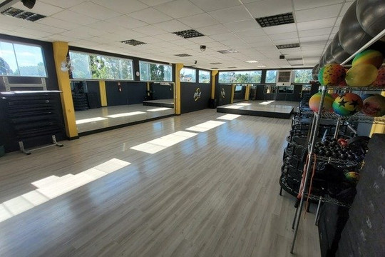 Imagem 3 da galeria do parceiro PhD Sports - Estrada da Ribeira