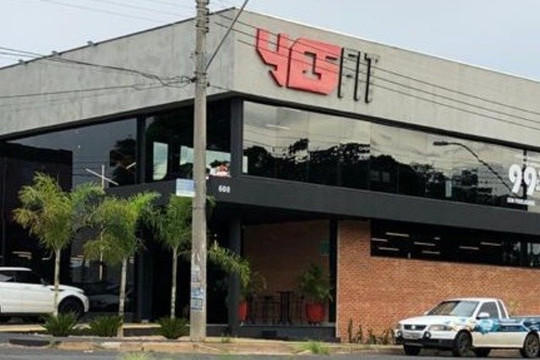 Imagem 2 da galeria do parceiro Academia YESFIT 2