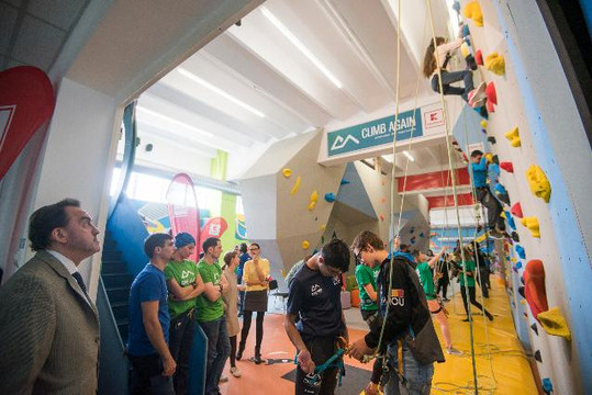 Imaginea 2 din Centrul de Escalada si Aventura Climb Again galeria partenerului