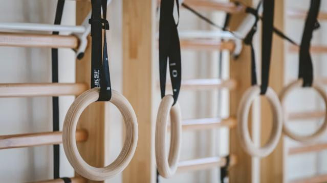 Image 3 from Hollow Rocks - Shoreditch (City of London Academy Shoreditch Park) partner gallery