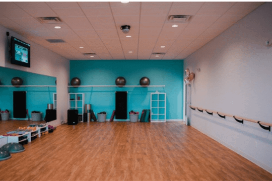 Image 1 from EnVie Fitness partner gallery