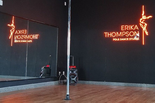 Imagem 1 da galeria do parceiro Erika Thompson Pole Dance Studio