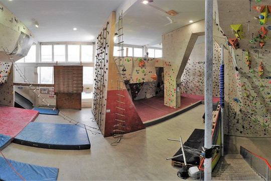 Bild 1 von Kletterhalle Weilheim Partnergalerie