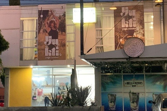 Imagen 2 de la galería del partner Yukti Yoga Center Sur (Vista del Sol)