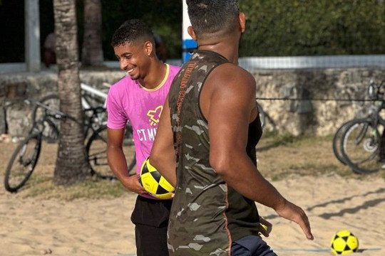 Imagem 1 da galeria do parceiro CT Mini Míssil